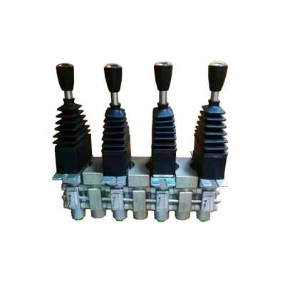 Steuerungssystem für Felsbohrwagen mit RCM/1 Joystick und Maximaldruck von 100 bar