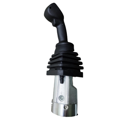 Hydraulische Steuerventile für Schieberadlader und Fernbedienung von Kränen
